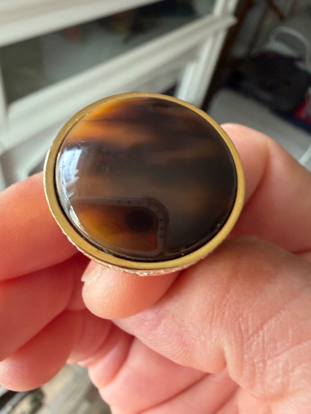 Vintage inspired Michael Kors Gold Tone & Tortoise Cocktail Ring - Picture 9 of 11